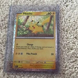 Pikachu Pokémon Trading Card